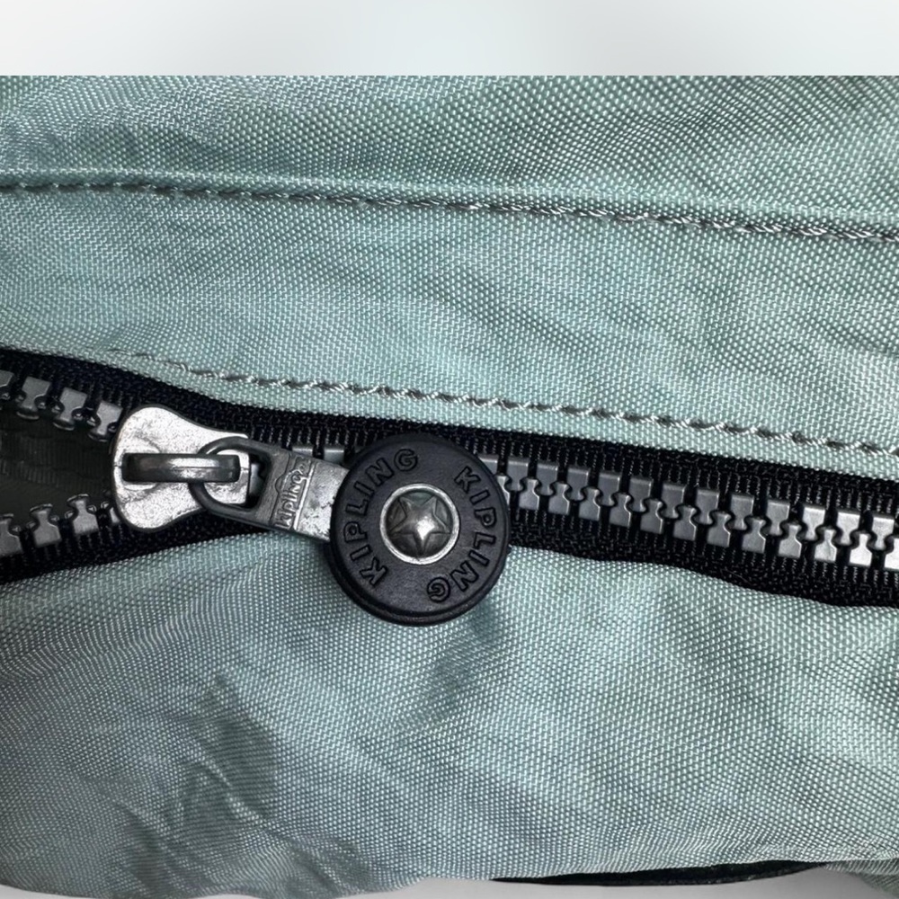 Kipling Mint Green/light blue Duffel Bag with Black Zipper - Picture 3 of 8
